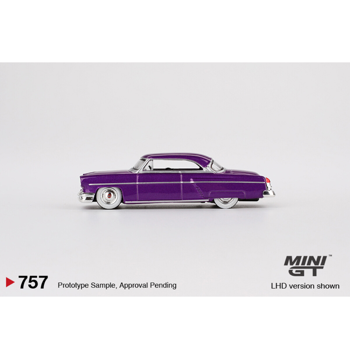 Mini GT 1/64 Lincoln Capri Hot Rod 1954 Purple Metallic MGT00757 - Thumbnail