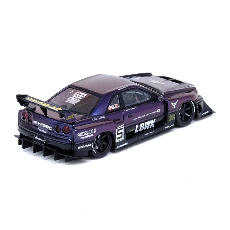 Inno 1/18 NISSAN SKYLINE 