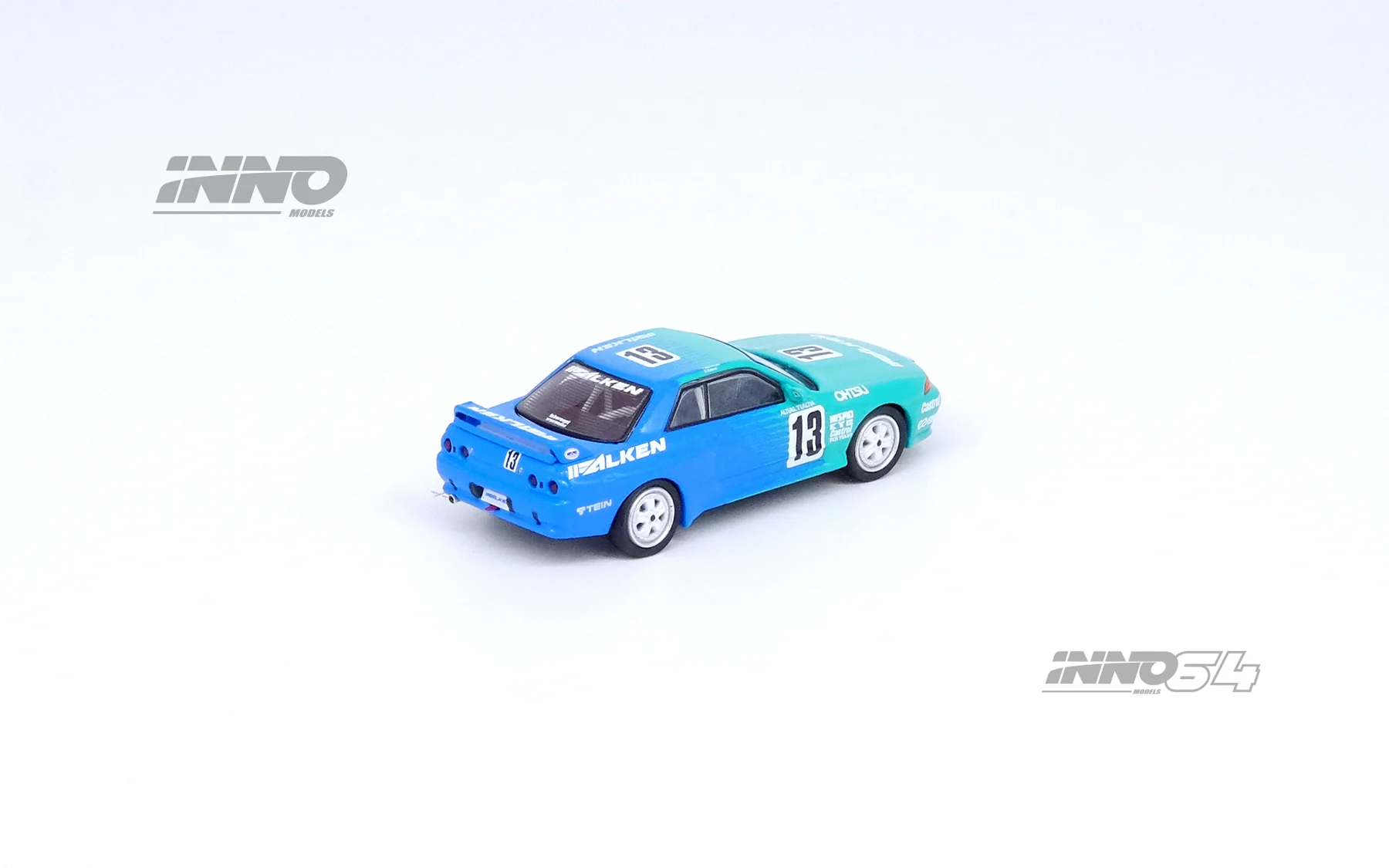 Inno 1/64 NISSAN SKYLINE GT-R R32 #13 