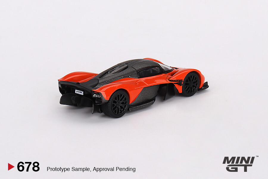 Mini GT 1/64 Aston Martin Valkyrie Maximum Orange GT MGT00678 - Thumbnail