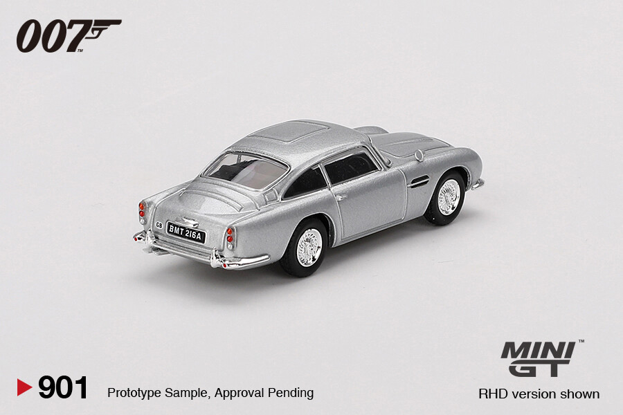 (ÖN SATIŞ) Mini GT 1/64 Aston Martin DB5 James Bond “Thunderball” / English Blister Paket MGT00901-007E - Thumbnail