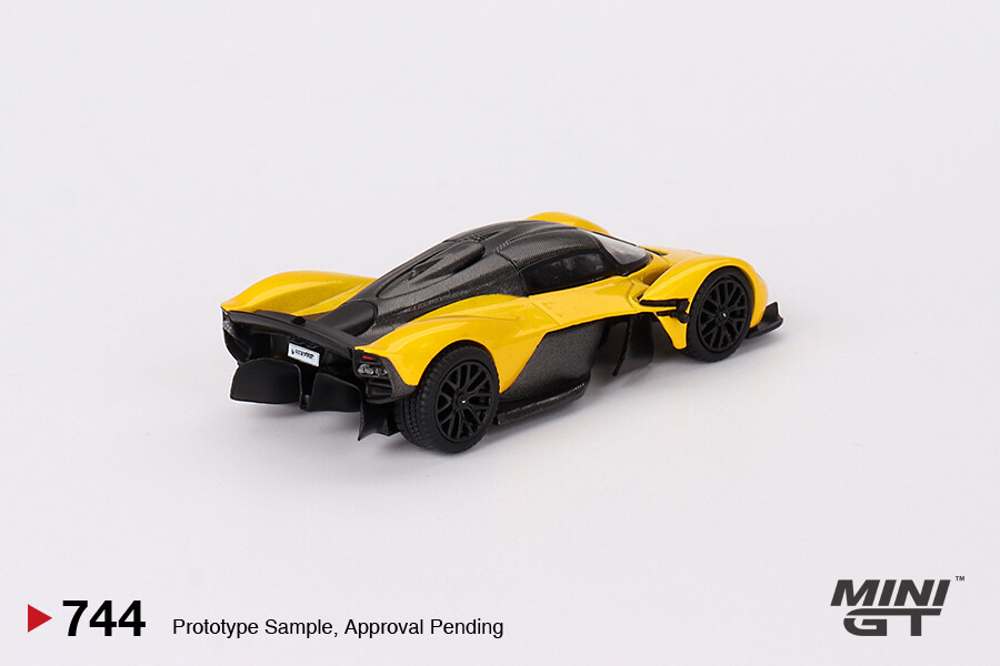 (ÖN SATIŞ) Mini GT 1/64 Aston Martin Valkyrie Sunburst Yellow MGT00744 - Thumbnail