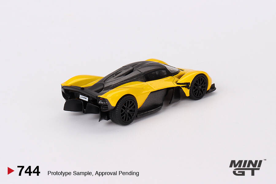 (ÖN SATIŞ) Mini GT 1/64 Aston Martin Valkyrie Sunburst Yellow MGT00744