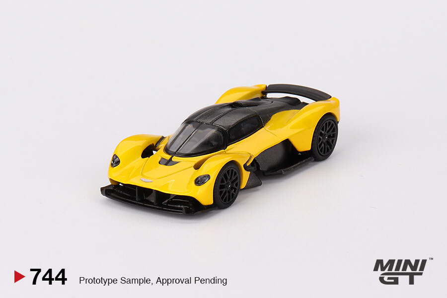 (ÖN SATIŞ) Mini GT 1/64 Aston Martin Valkyrie Sunburst Yellow MGT00744 - Thumbnail