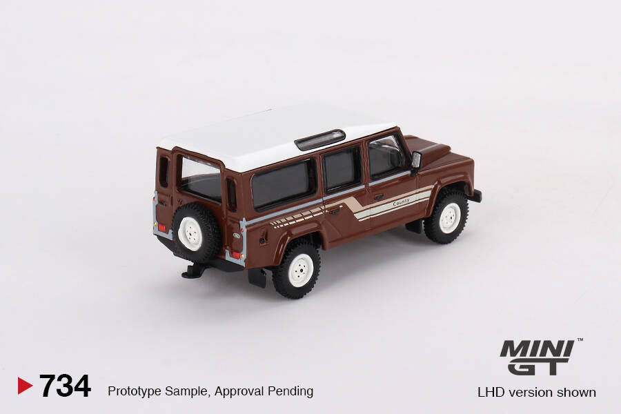 Mini GT 1/64 Land Rover Defender 110 1985 County Station Wagon Russet Brown MGT00734