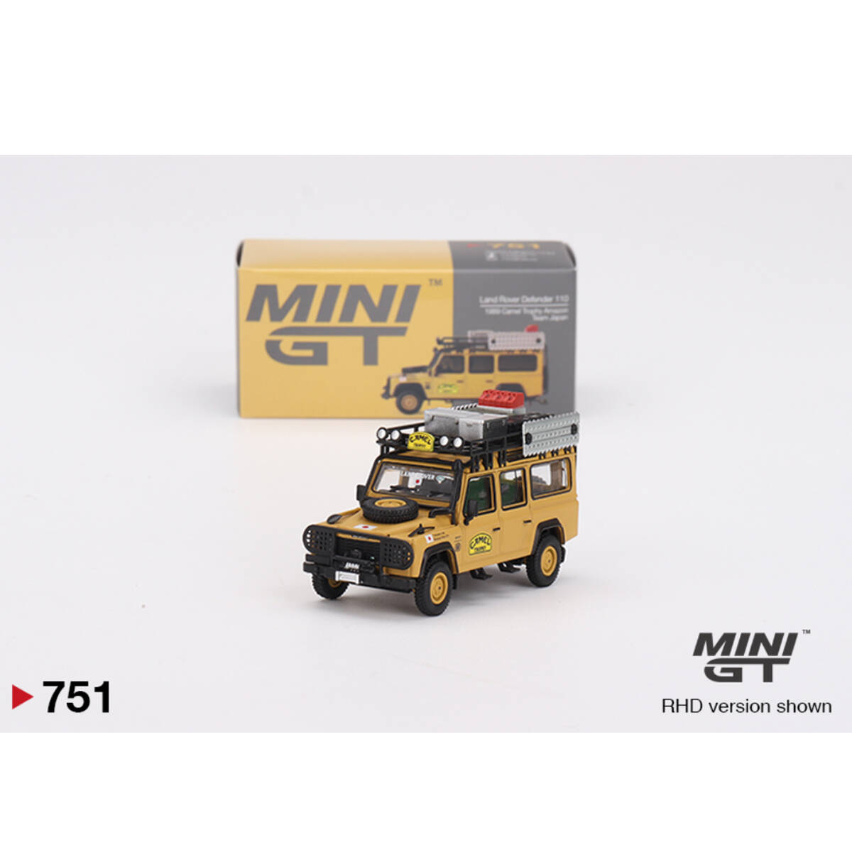 (ÖN SATIŞ) Mini GT 1/64 Land Rover Defender 110 1989 Camel Trophy Amazon Team Japan MGT00751