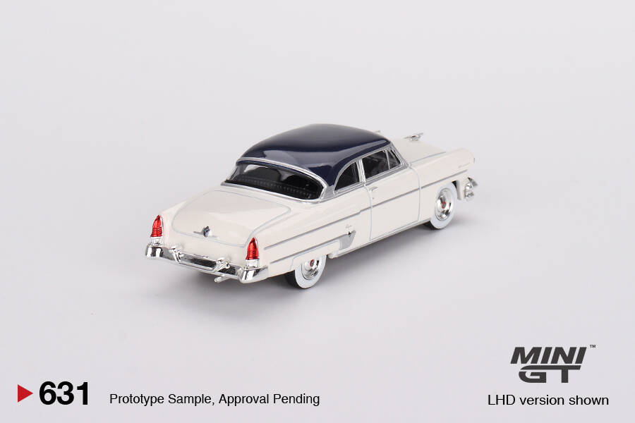 (ÖN SATIŞ) Mini GT 1/64 Lincoln Capri 1954 Arctic White / Atlantic Blue MGT00631