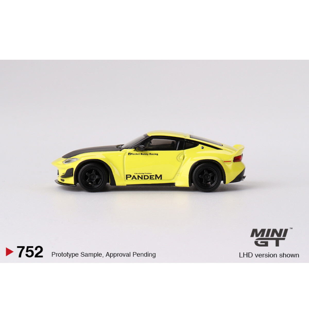 Mini GT 1/64 Nissan Z Pandem Ikazuchi Yellow MGT00752 - Thumbnail