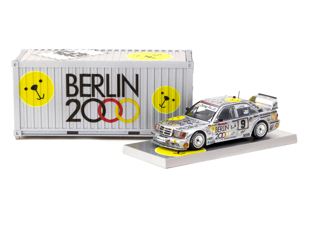 Tarmac Works 1/64 Mercedes-Benz 190 E 2.5-16 Evolution II Macau Guia Race 1992 #9 with Container - HOBBY64 - Thumbnail